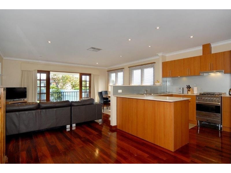 23 Glenelg Ave, Wembley Downs WA 6019