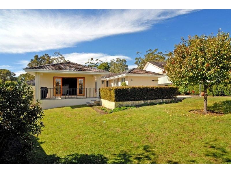 23 Glenelg Ave, Wembley Downs WA 6019
