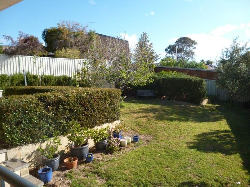 23 Glenelg Ave, Wembley Downs WA 6019