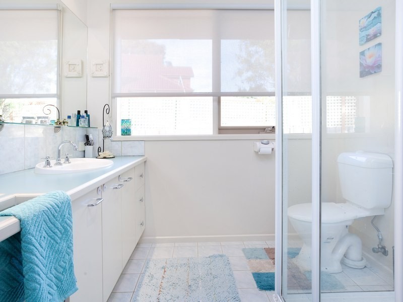 27 Parkside Crescent, Mornington VIC 3931