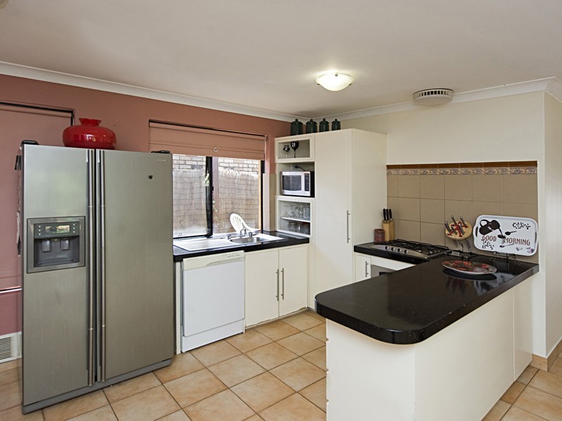 15 Patrick Way, Huntingdale WA 6110