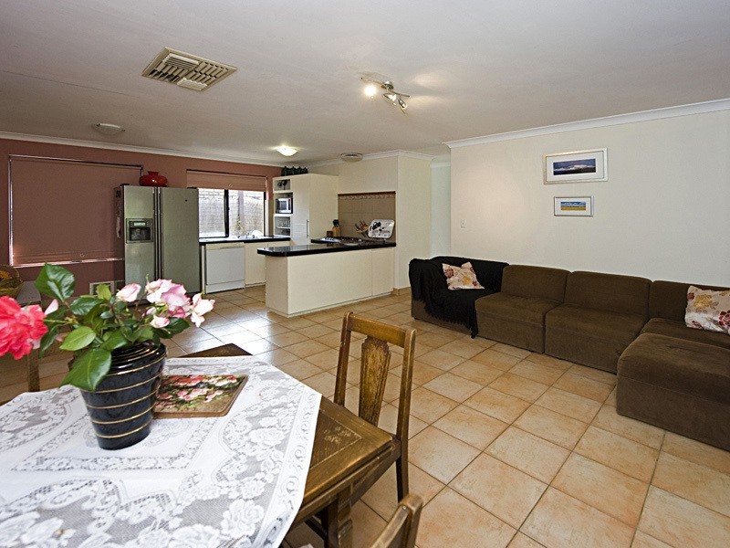 15 Patrick Way, Huntingdale WA 6110