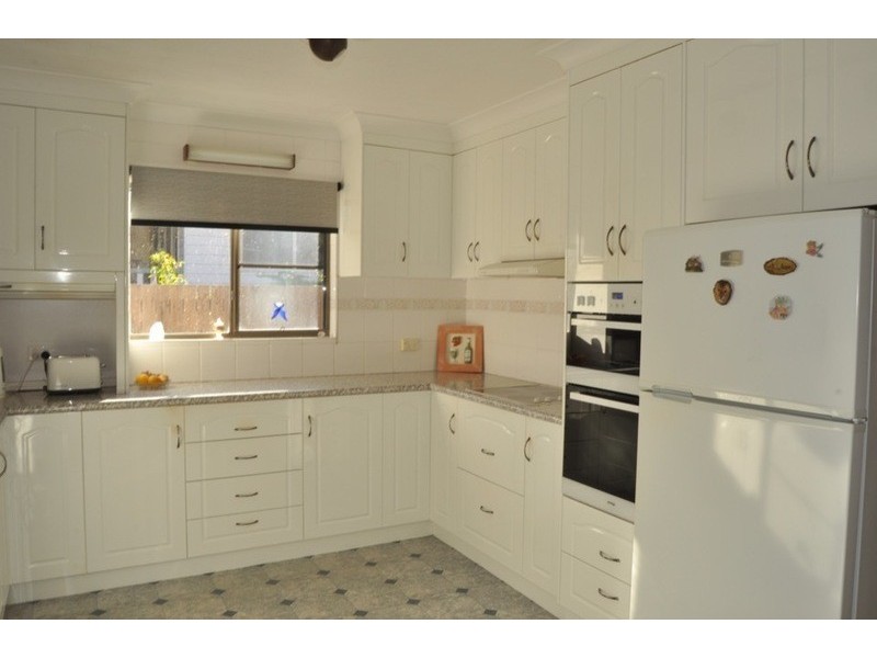 24 Swan Street, Slade Point QLD 4740