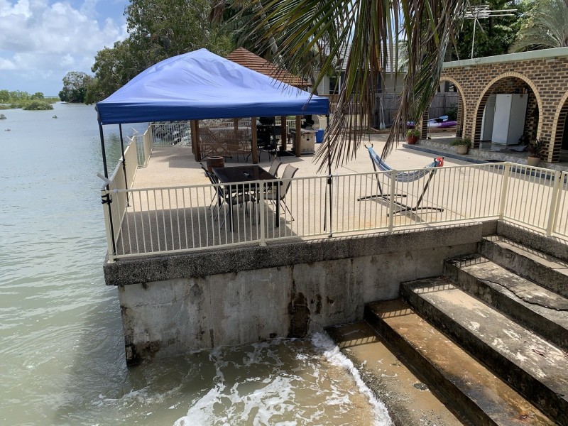 24 Swan Street, Slade Point QLD 4740