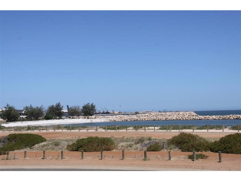 156 / 158 Chapman Road, Geraldton WA 6530