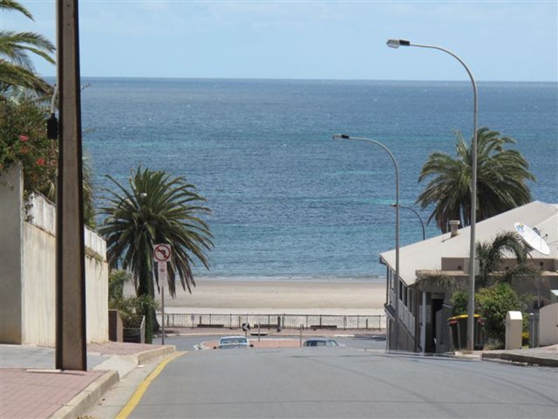 8a Hill Street, Seacliff Park SA 5049