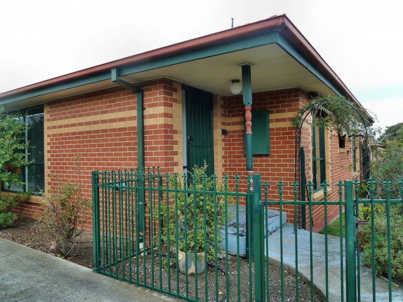 1/148 Hoffmans Road, Niddrie VIC 3042