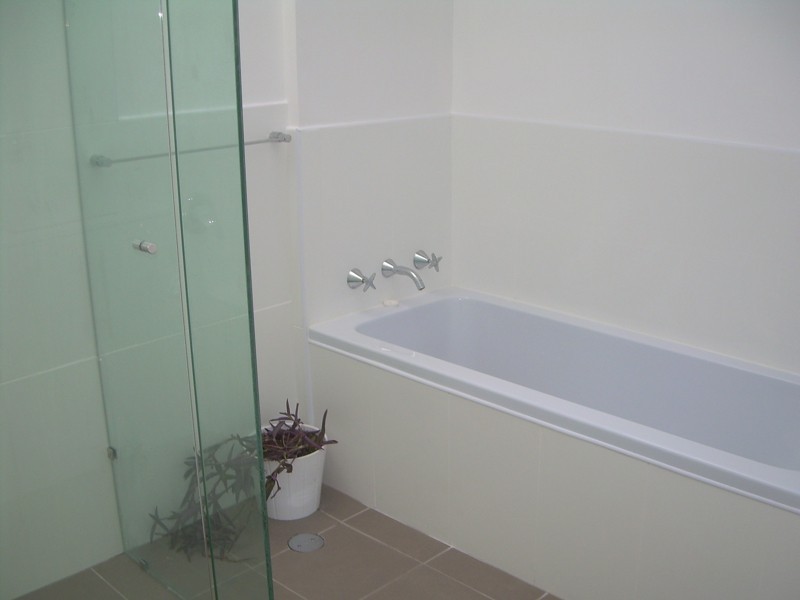 2/96 Bride Street, Wynnum QLD 4178
