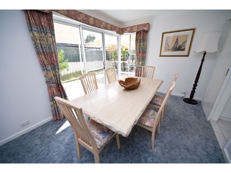 2b  Sulman Ave, Salter Point WA 6152