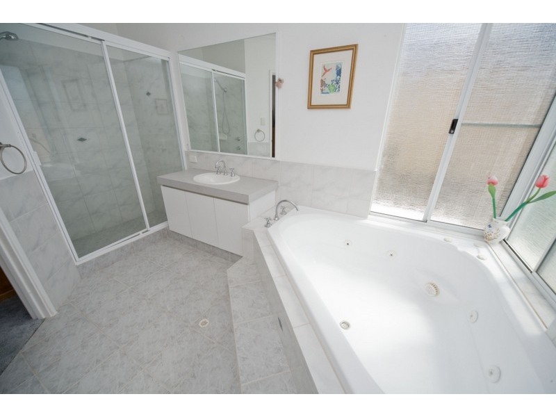 2b  Sulman Ave, Salter Point WA 6152