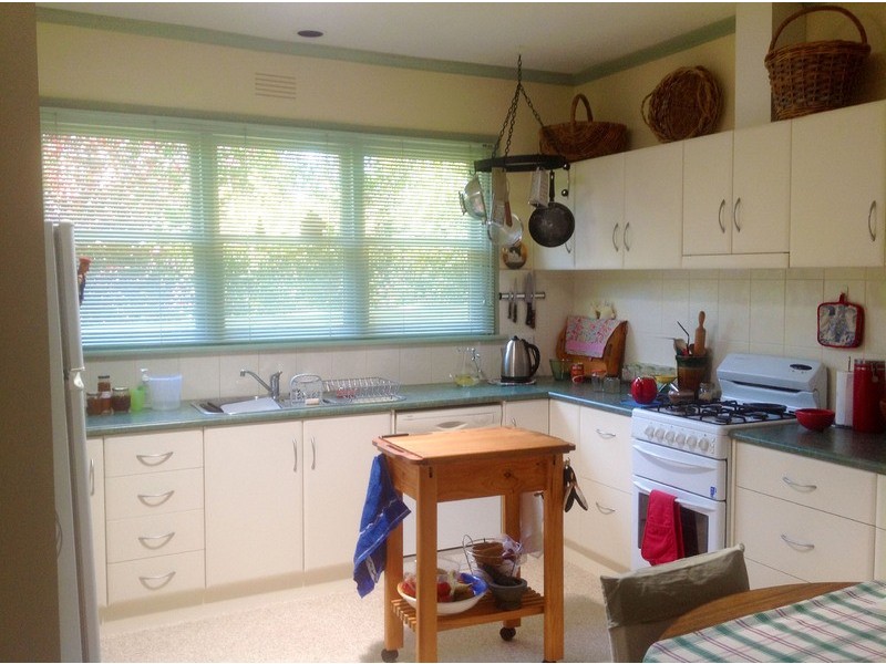 5 Dale Street, Strathdale VIC 3550