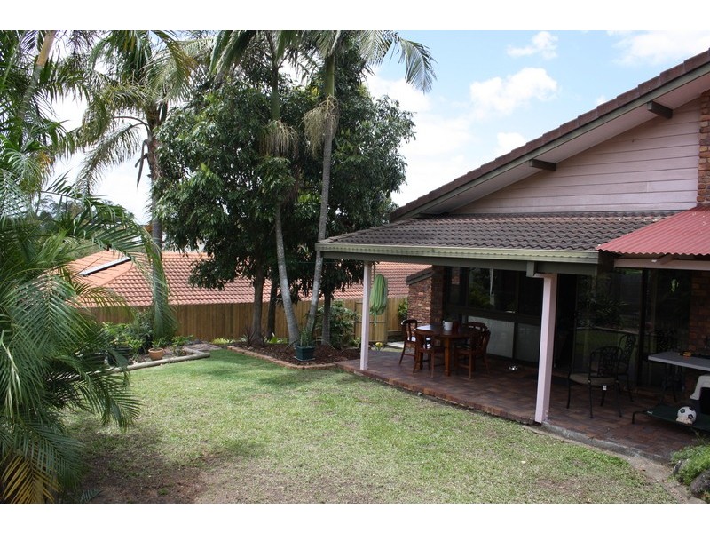 9 Nyeena Street, Belmont QLD 4153
