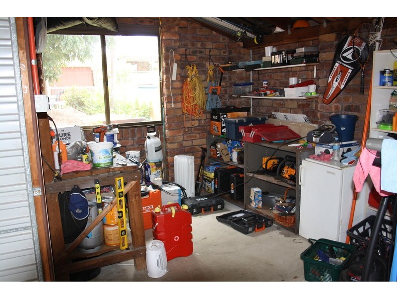 9 Nyeena Street, Belmont QLD 4153