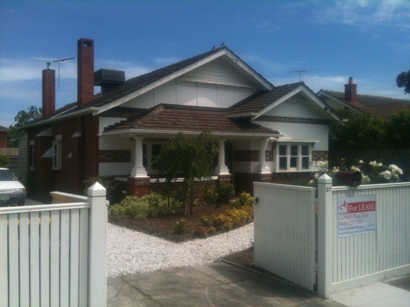 37 Ulupna Road, Ormond VIC 3204