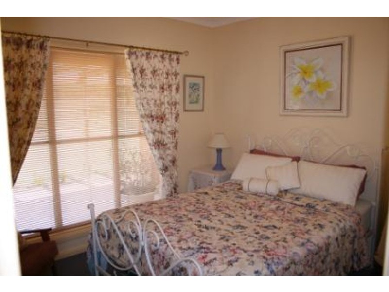 2 Halloran Road, Tea Gardens NSW 2324