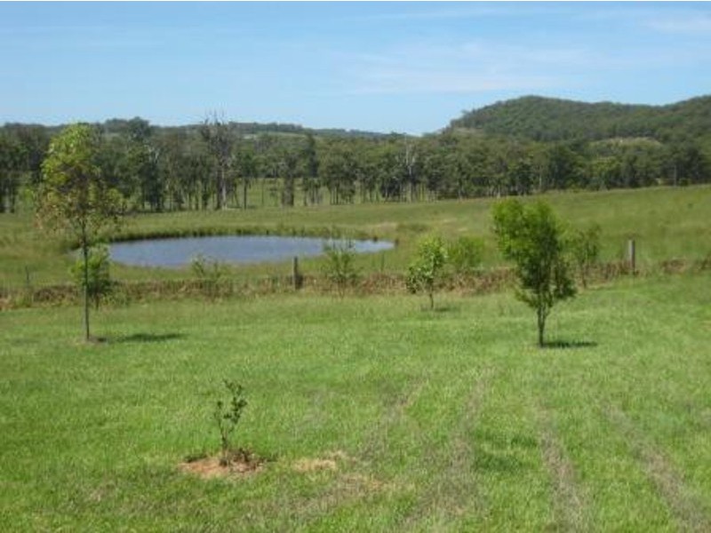 2 Halloran Road, Tea Gardens NSW 2324