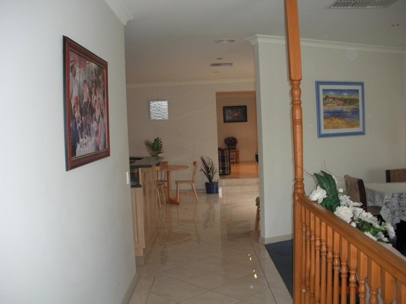 22 Valley View Grove, Melton VIC 3337