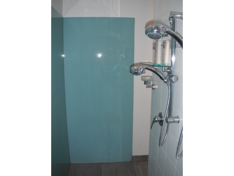 16 Longfellow Avenue, Mooroolbark VIC 3138