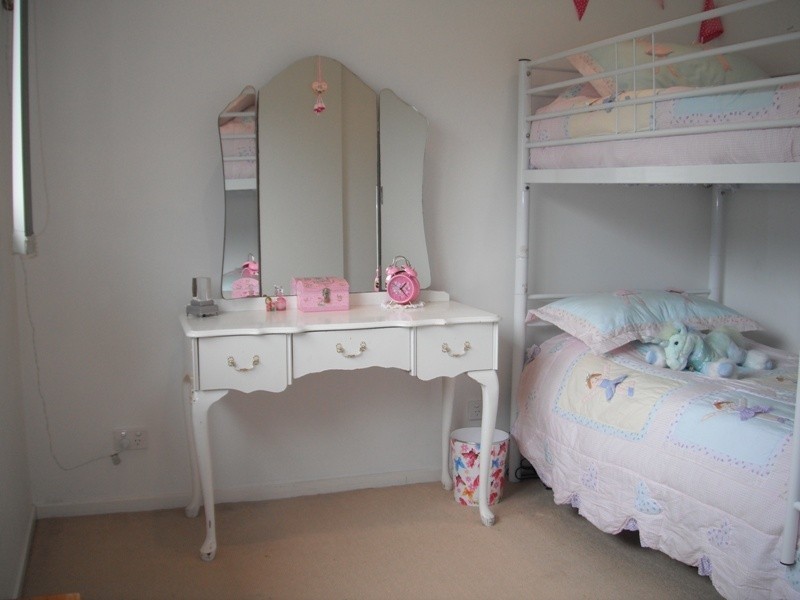 16 Longfellow Avenue, Mooroolbark VIC 3138