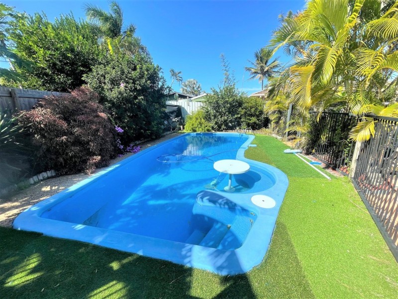 4 Paton Terrace Slade Point, Slade Point QLD 4740