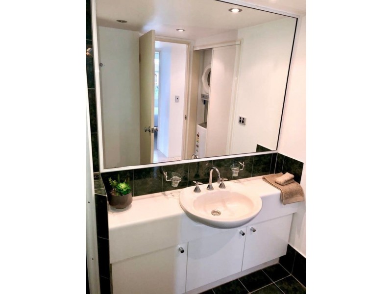 279 Esplanade, Cairns City QLD 4870