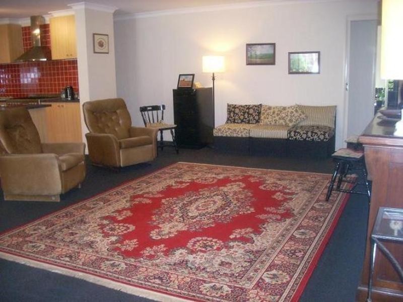 12 Ratcliffe Way, Lynbrook VIC 3975