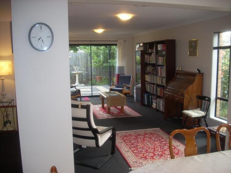 12 Ratcliffe Way, Lynbrook VIC 3975