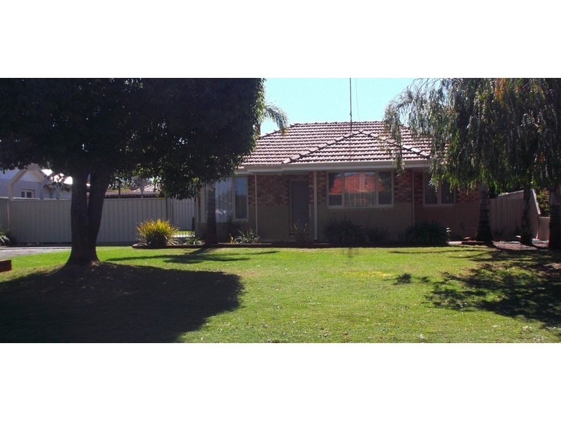 10 Sulphur Street, Withers WA 6230