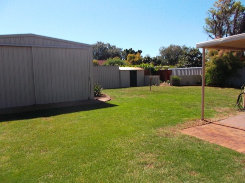 10 Sulphur Street, Withers WA 6230
