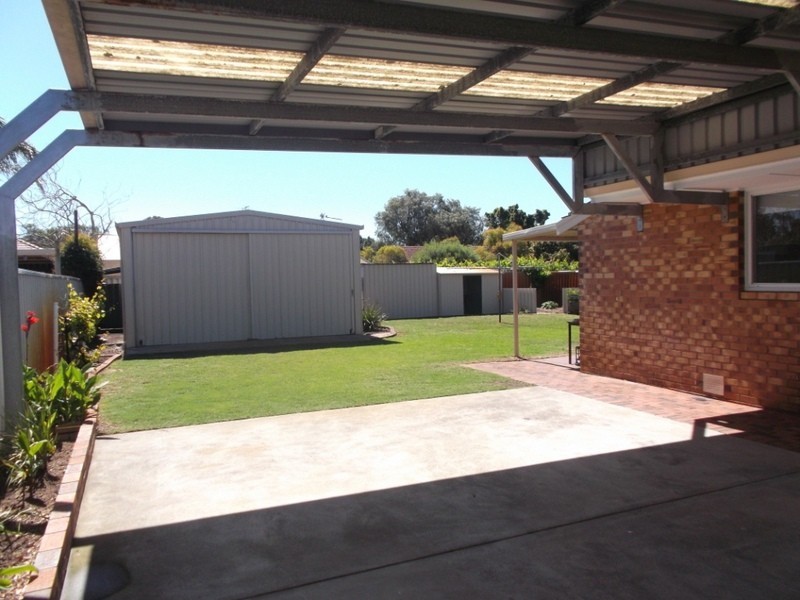 10 Sulphur Street, Withers WA 6230