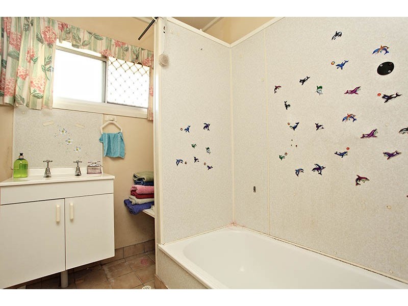 26 Price Street, Riverview QLD 4303