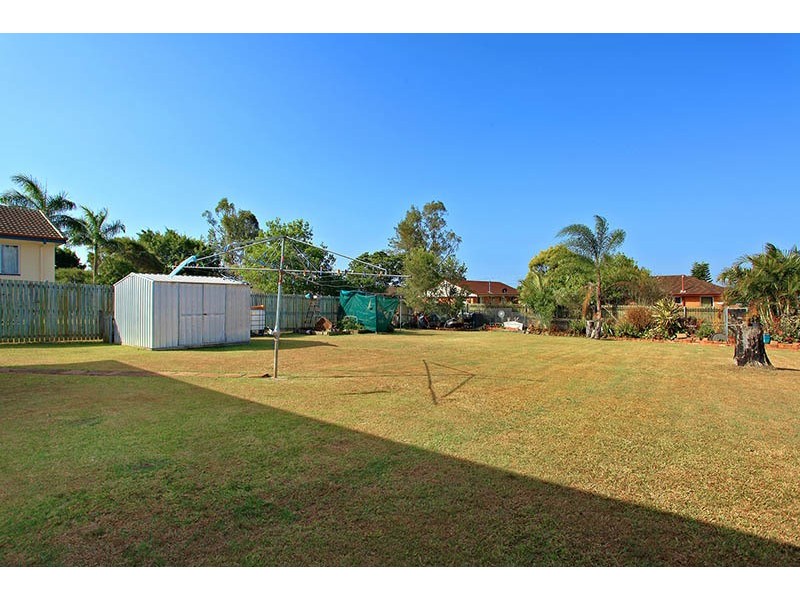 26 Price Street, Riverview QLD 4303