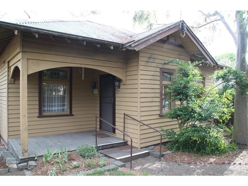 284 Mount Dandenong Road, Croydon VIC 3136