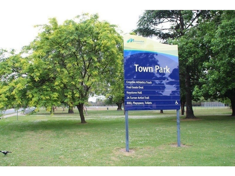 284 Mount Dandenong Road, Croydon VIC 3136