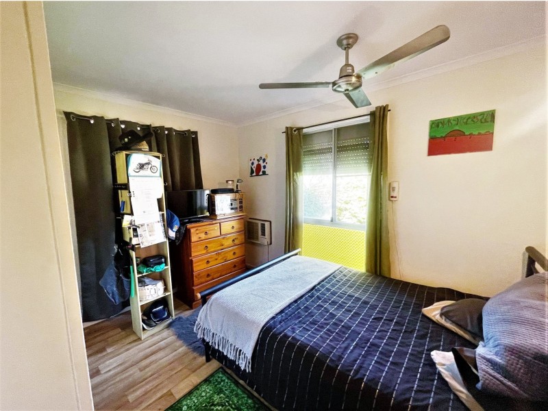 4 Harveys Road, Beaconsfield QLD 4740