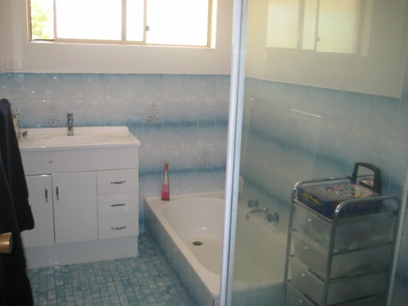 11 Casuarina Place, Henley Brook WA 6055