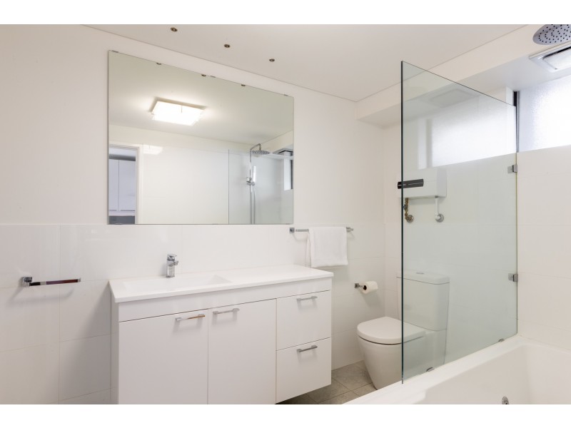 2/51 Riversdale Road, Rivervale WA 6103