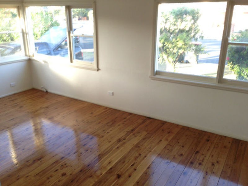 30 Peterborough Avenue, Lake Illawarra NSW 2528