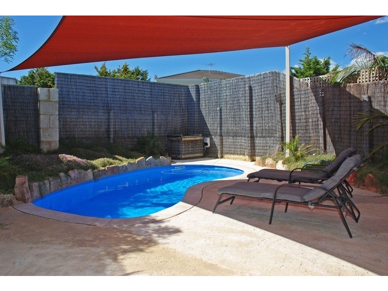 1 Cristobal Cres, Mindarie WA 6030