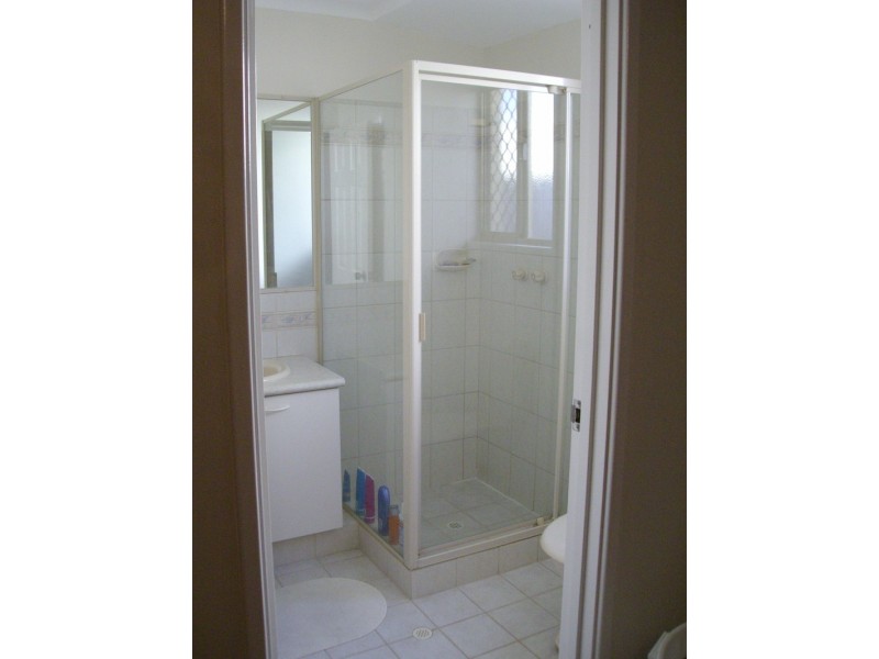 2/67 Mallard Way, Cannington WA 6107