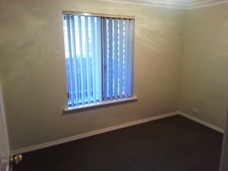 2/67 Mallard Way, Cannington WA 6107