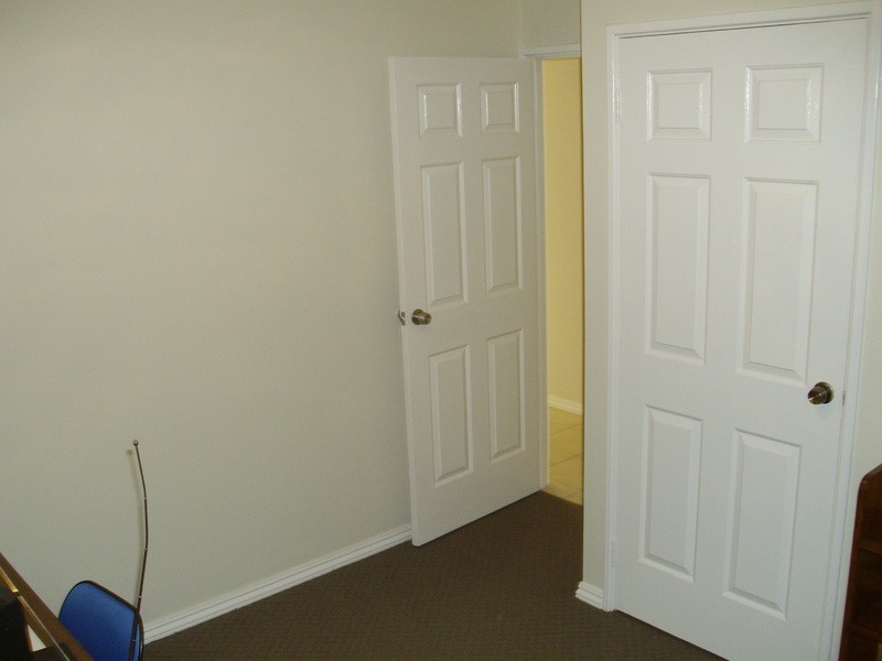 2/67 Mallard Way, Cannington WA 6107