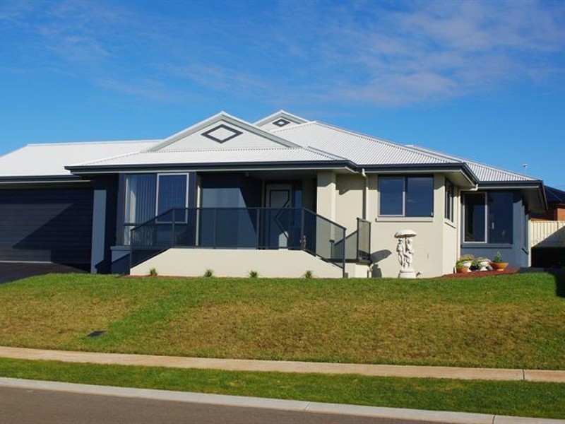 3 Rowena Court, Devonport TAS 7310