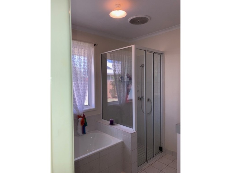 69 Wilfred Street, Bargara QLD 4670