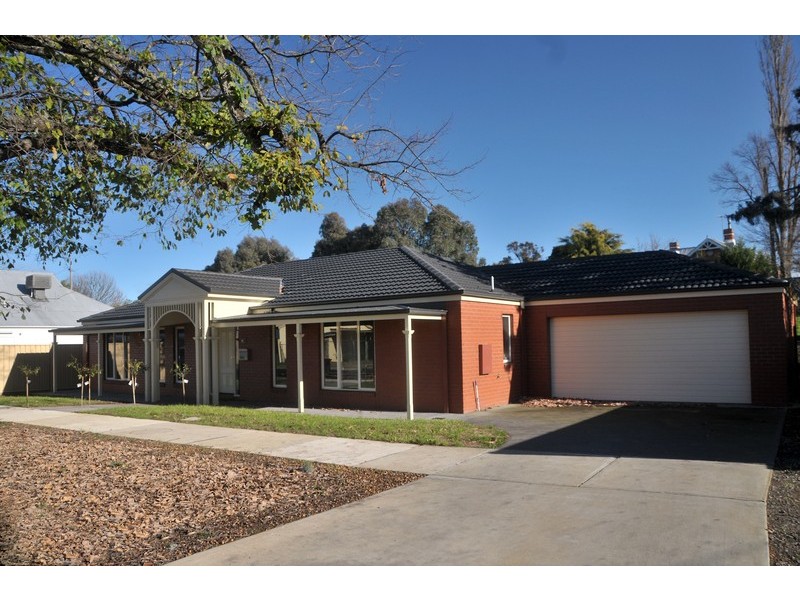 35 Grant Street, Alexandra VIC 3714