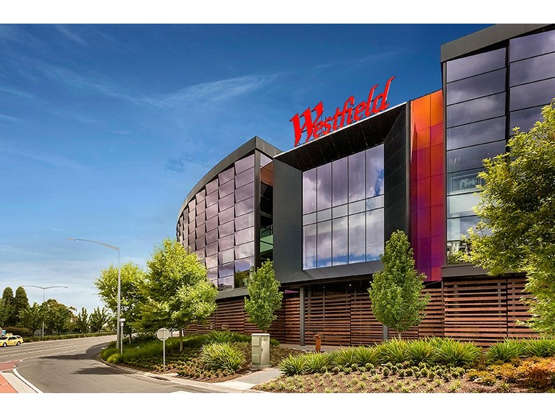 2/9 DEVON DRIVE, Doncaster East VIC 3109