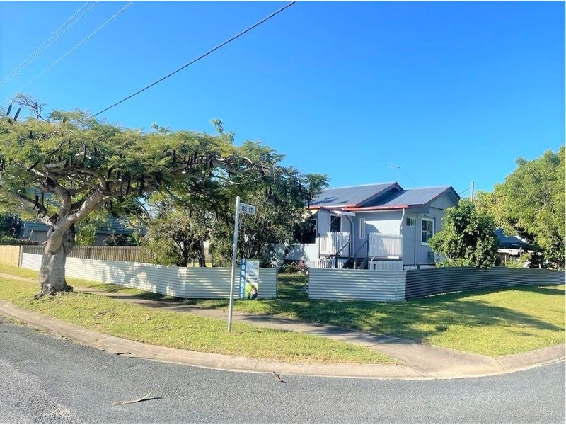 300 Slade Point Rd, Slade Point QLD 4740
