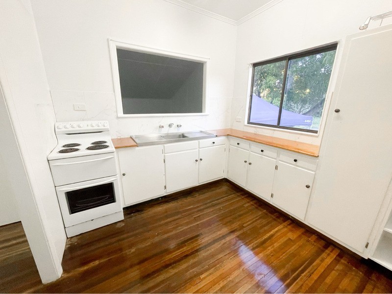 300 Slade Point Rd, Slade Point QLD 4740