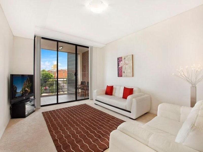 3321/90 Belmore St, Meadowbank NSW 2114