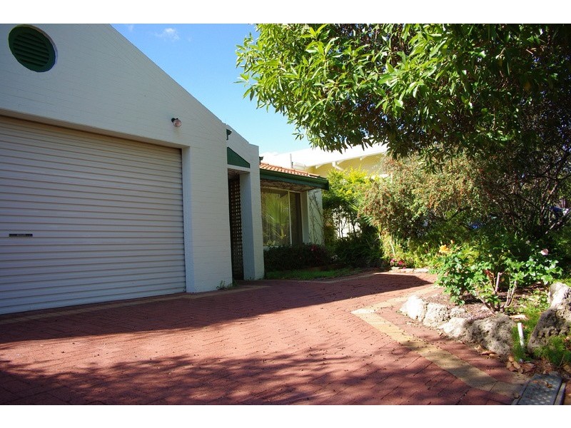 1A Purdie Avenue, Ardross WA 6153